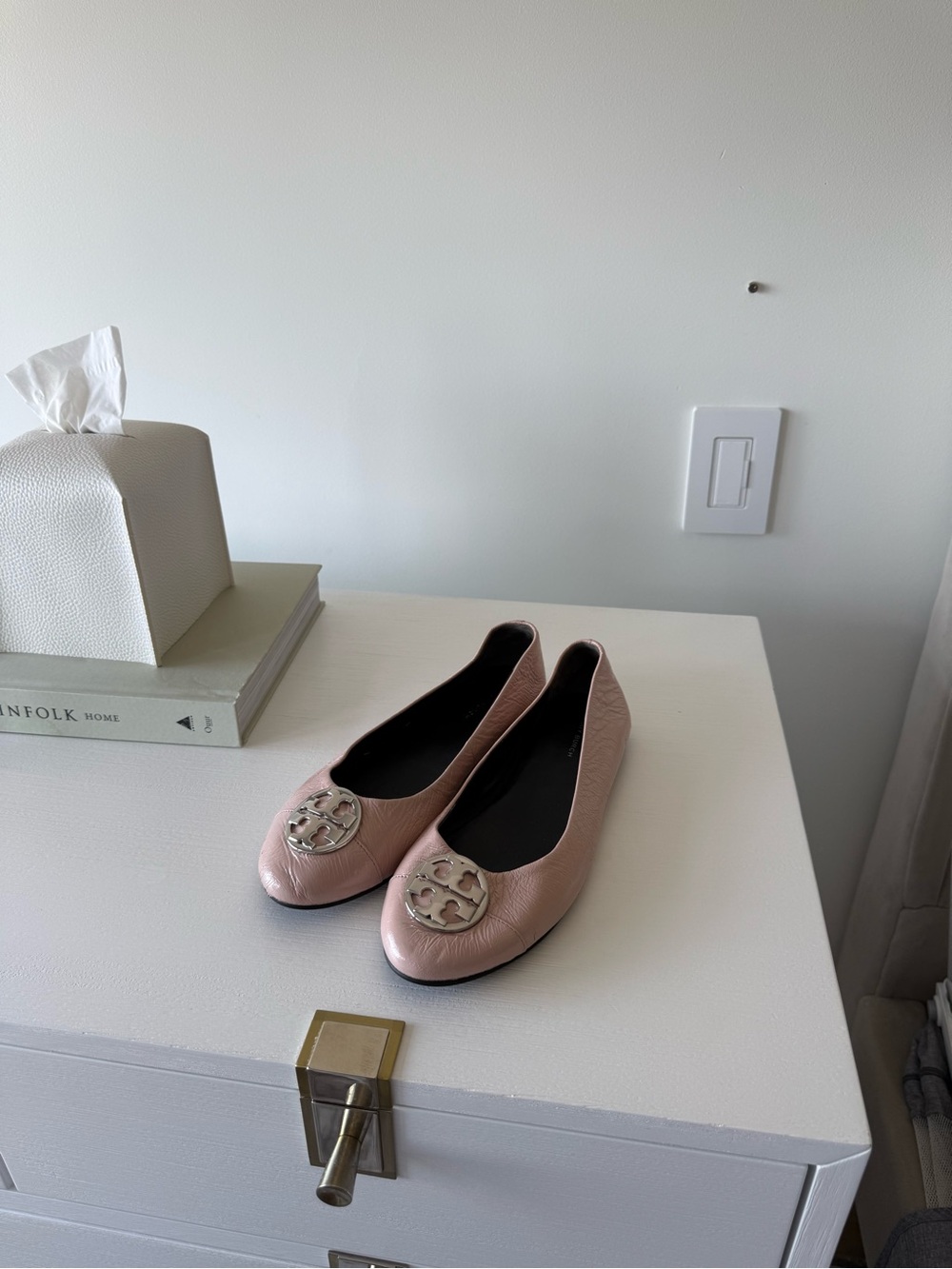 Tory Burch Blush Pink Leather Ballet Flats with Logo Medallion